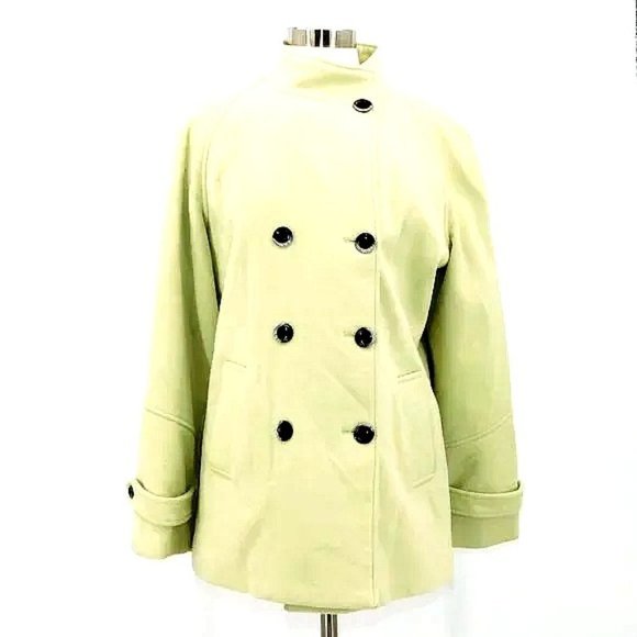 Evan Picone Double-Breasted Plush Jacket - Picture 4 of 6